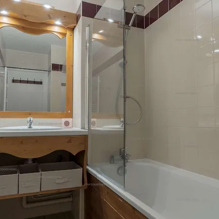 Apartament Renove Skis Aux Pieds, Parking Inclus - Fr-1-864-5 Courchevel