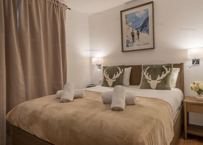 Renove Skis Aux Pieds, Parking Inclus - Fr-1-864-5