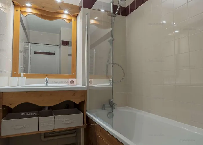 Apartament Renove Skis Aux Pieds, Parking Inclus - Fr-1-864-5 Courchevel